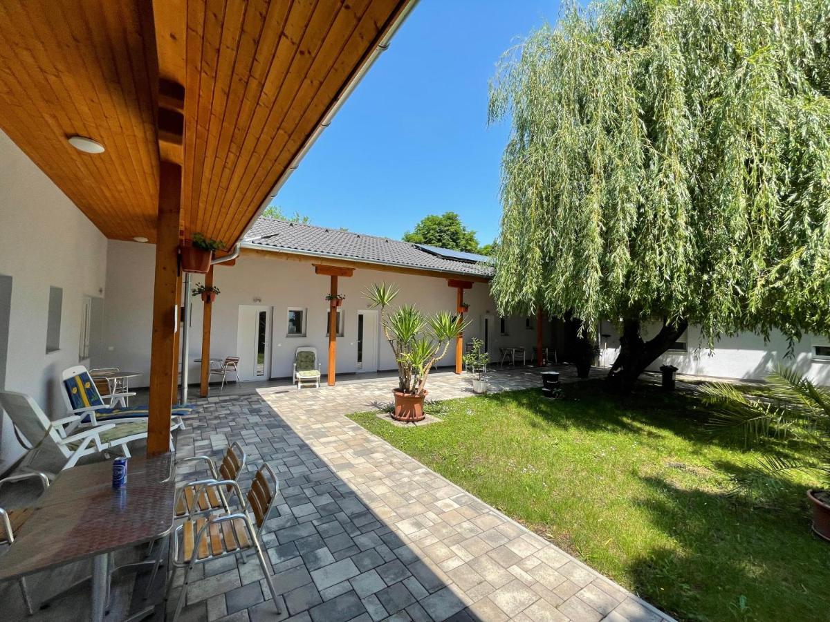 Aparthotel Liget Ueduelopark Fonyód Exterior foto