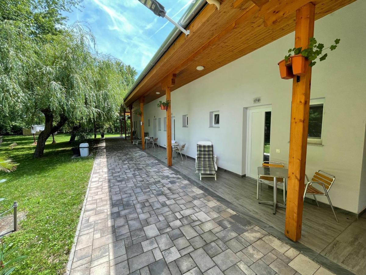 Aparthotel Liget Ueduelopark Fonyód Exterior foto